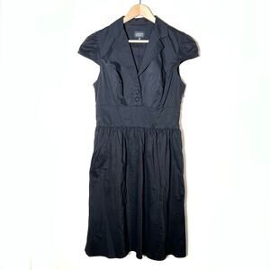 Adrianna Papell black fit and flare midi length cocktail dress size 8 B97
